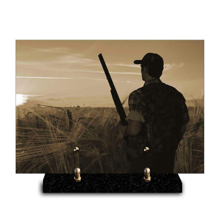 Plaque funéraire rectangle chasseur avec son fusil de dos (29x21cm)
