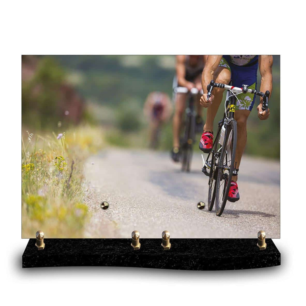 Plaque funéraire rectangle groupe de cyclistes (34x24cm)