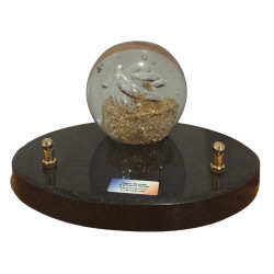Plaque funéraire en granit et boule de sulfure de verre (20x12cm)